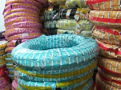 橡膠管展示1 倉(cāng)庫(kù)展示 公司相冊(cè) 天津亞大弘澤塑料制品 天津亞大管_塑料管_亞大壓力管_pvc編織管-